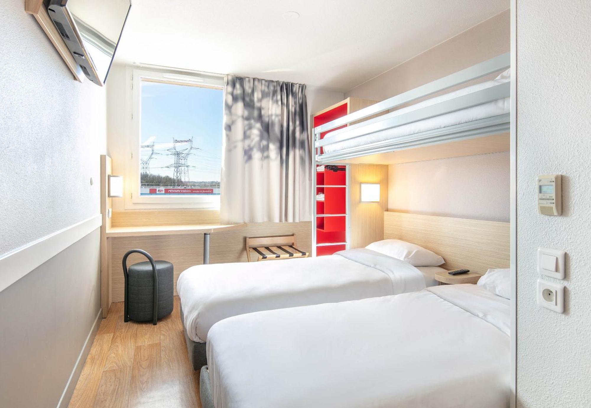 B&B Hotel Lyon Aeroport סן-קוונטין-פלאוויה מראה חיצוני תמונה